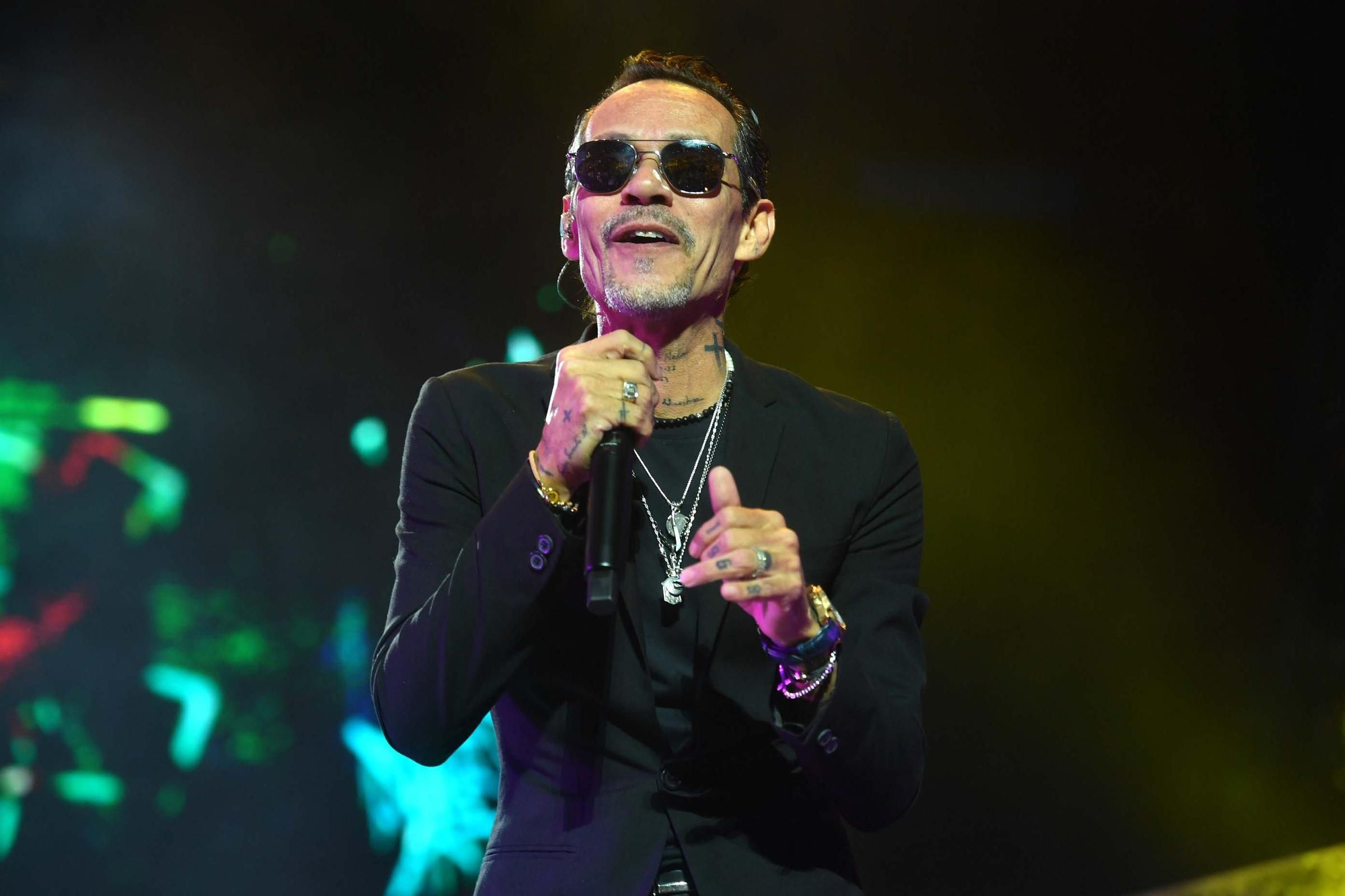 Marc Anthony pone a bailar a más de 12.000 personas en A Coruña