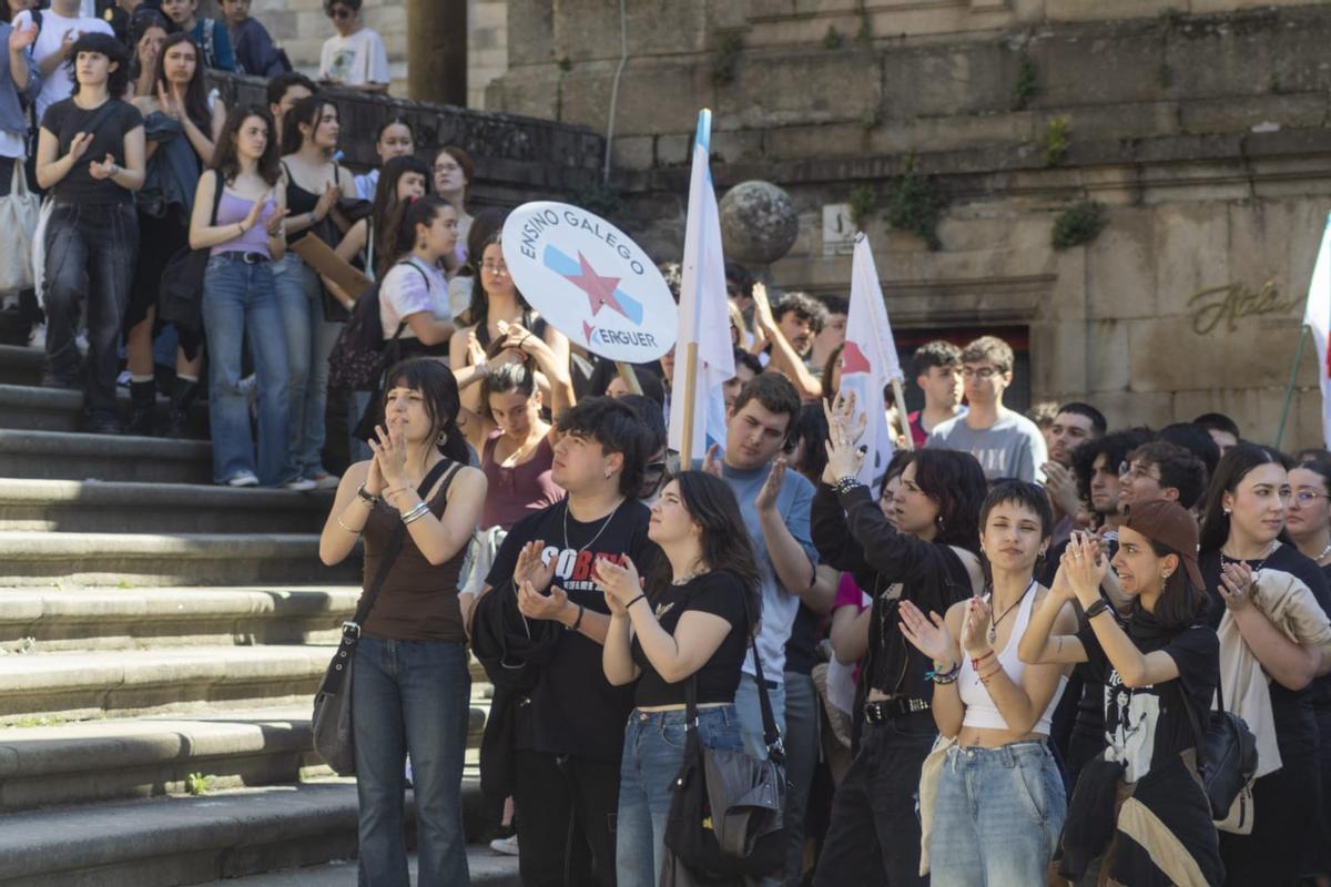 Los jóvenes en las escaleras de Praterías