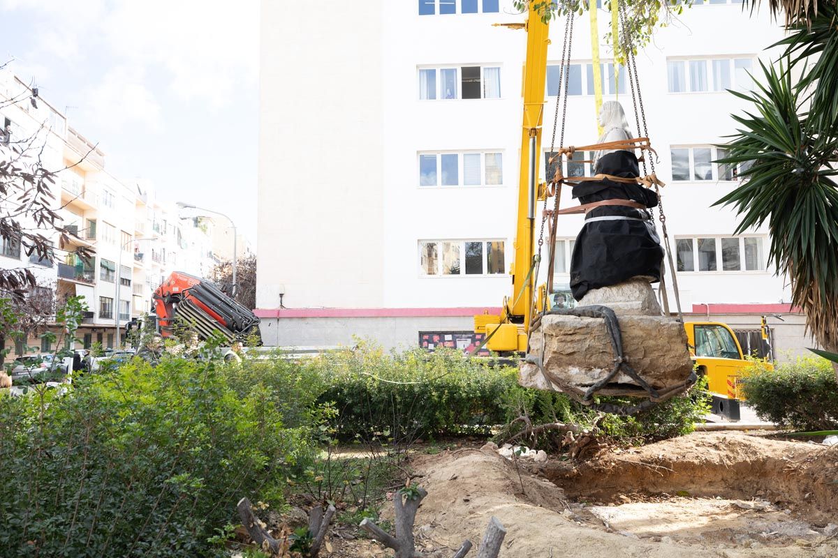 Galería: Todas las imagenes del traslado de la pagesa de Ibzia a su nueva ubicación