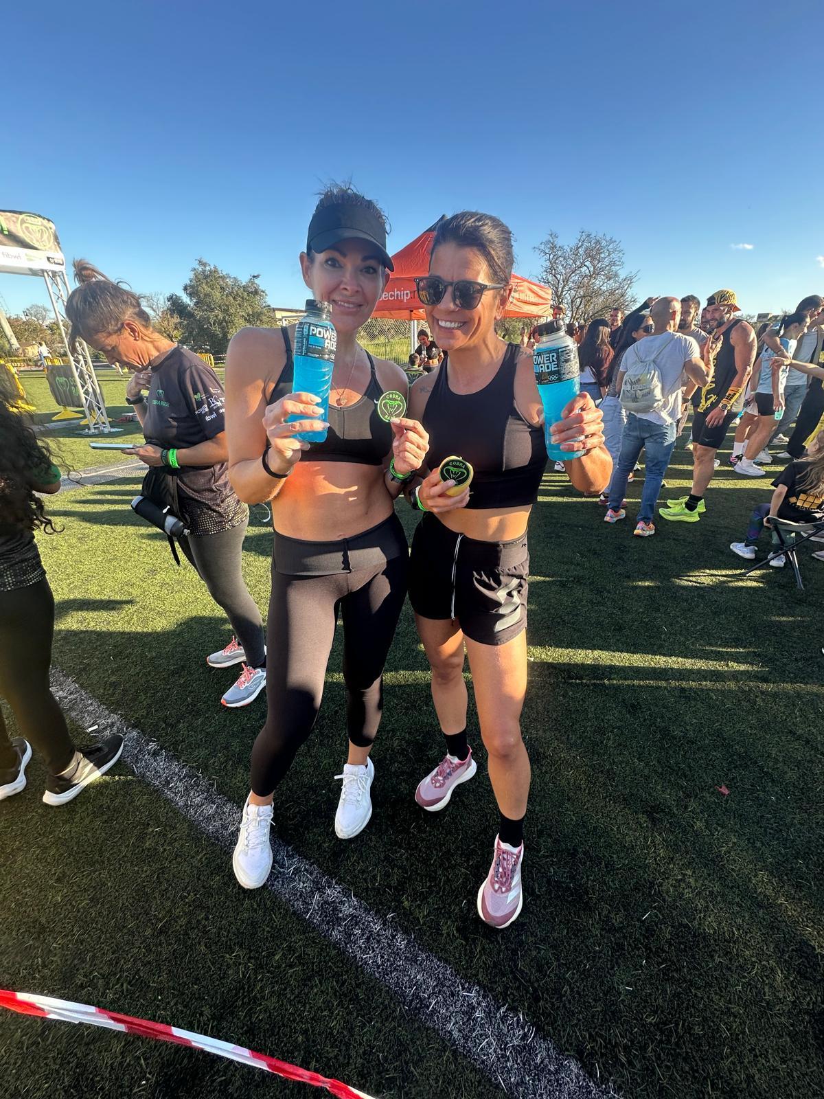 Dos de las competidoras, tras acabar su participación