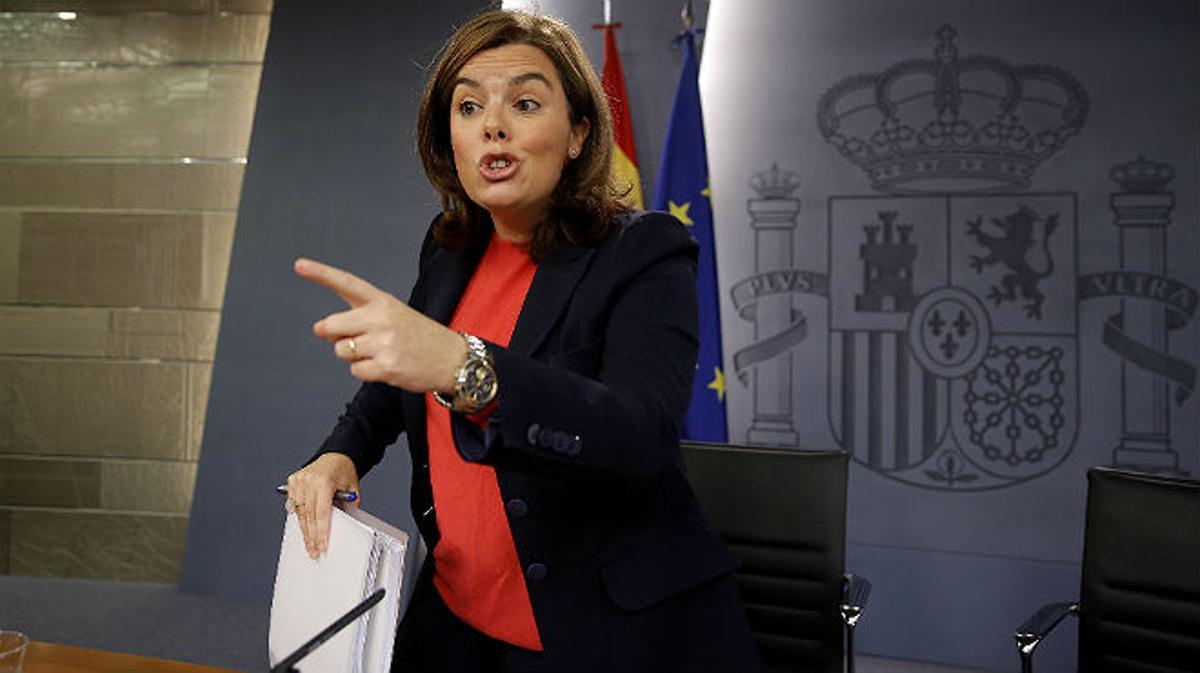 Soraya Sáenz de Santamaría, vicepresidenta del Govern, declarant al Consell de Ministres