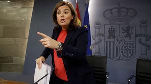 Soraya Sáenz de Santamaría, vicepresidenta del Govern, declarant al Consell de Ministres