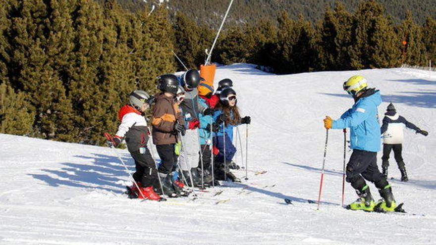 Un grup d&#039;esquiadors a Port del Comte, la temporada passada