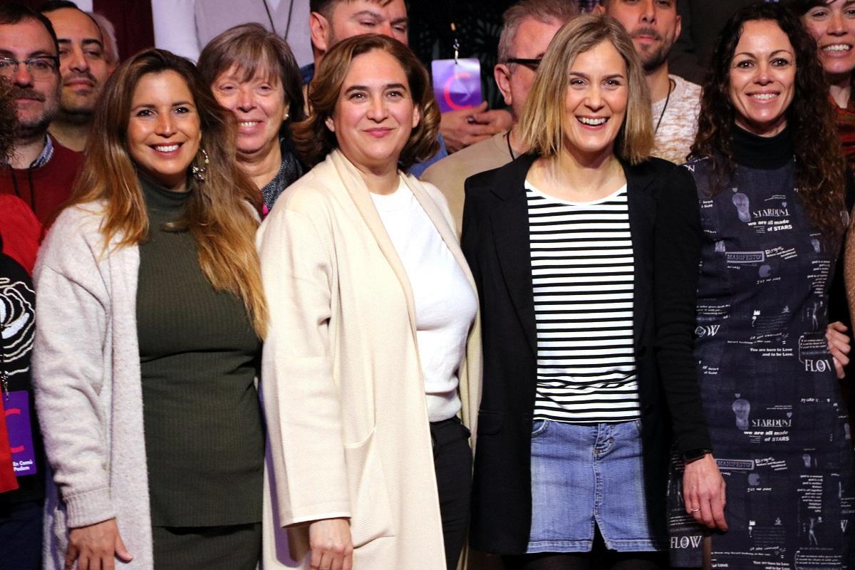 Candela López, Ada Colau y Jéssica Albiach, en un acto en febrero del año pasado