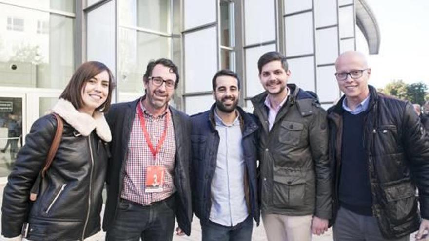 Los miembros del PSPV de Gandia que acudieron al congreso.