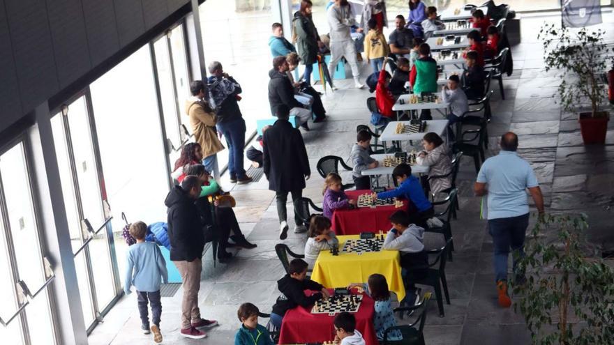 El ajedrez toma el Auditorio Municipal de Vilagarcía con el Open McDonald’s