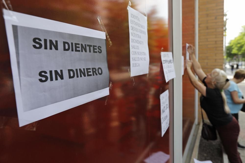 Concentració de protesta idental