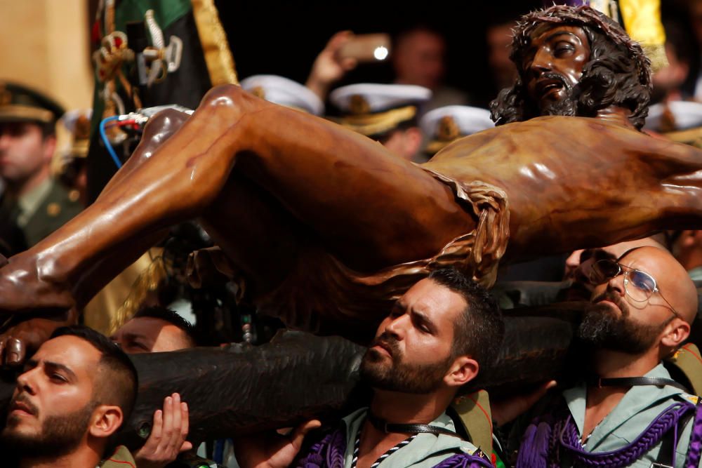 Spanish legionnaires carry statue of Christ of ...