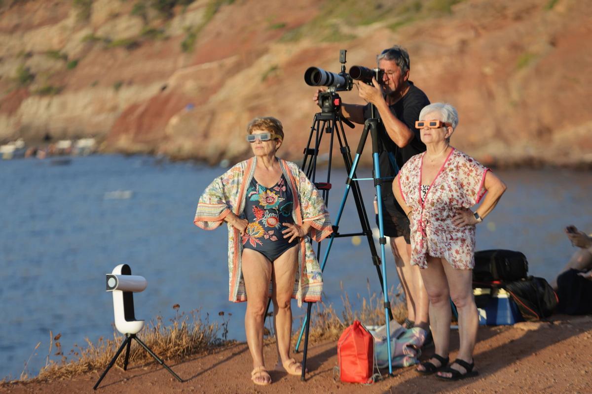 Las imágenes del eclipse del siglo en Mallorca (Port des Canonge)