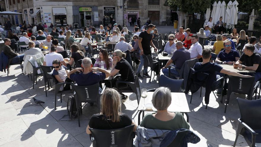 El Ayuntamiento de València recurrirá la sentencia que permitía abrir bares a menos de 30 metros de otros