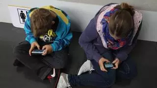 Orientadores de Infantil y Primaria urgen a las familias eliminar el uso de móvil o tablet