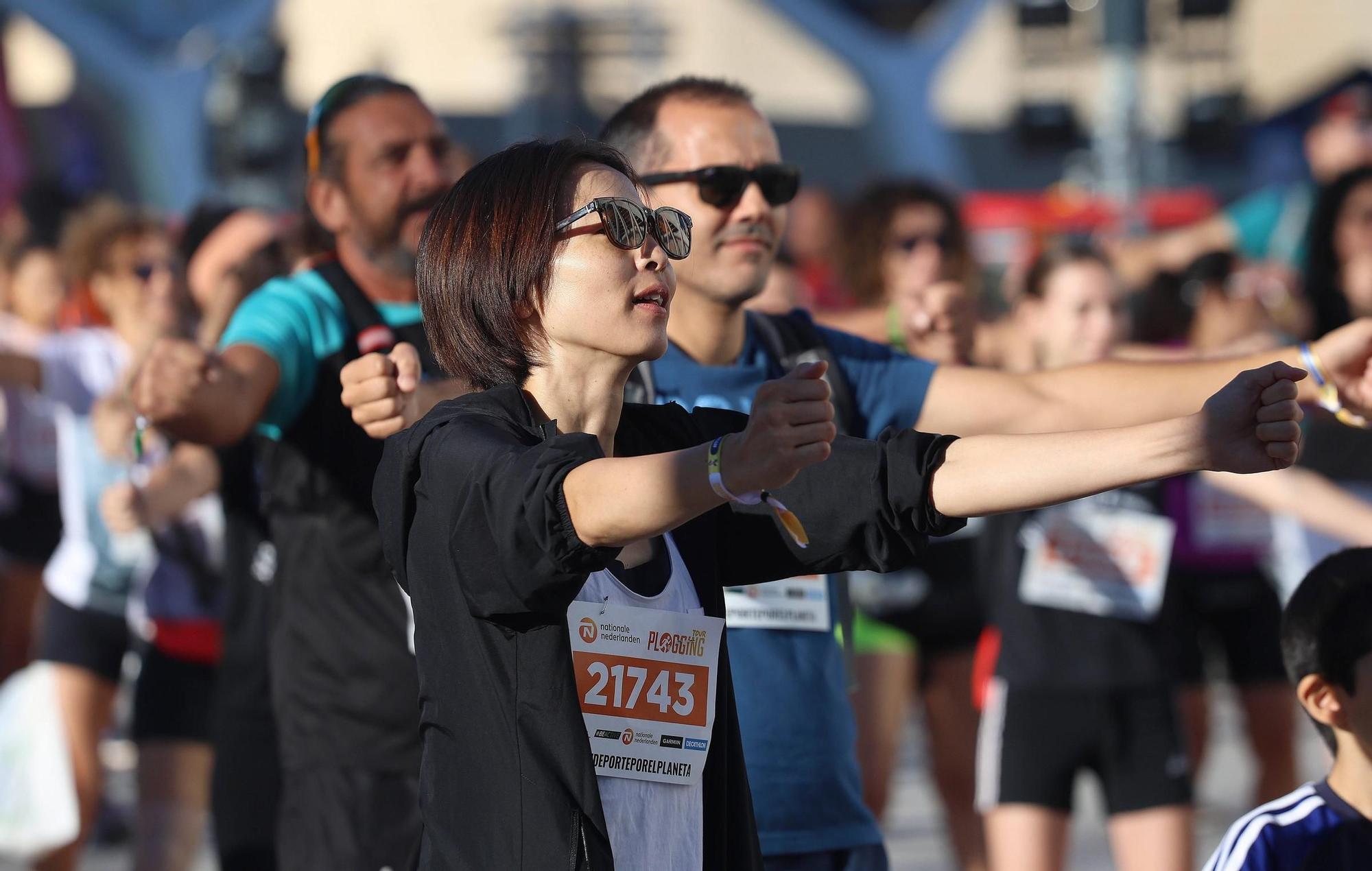 Nationale-Nederlanden Plogging Tour en Valencia que inaugura la Semana Europea del Deporte