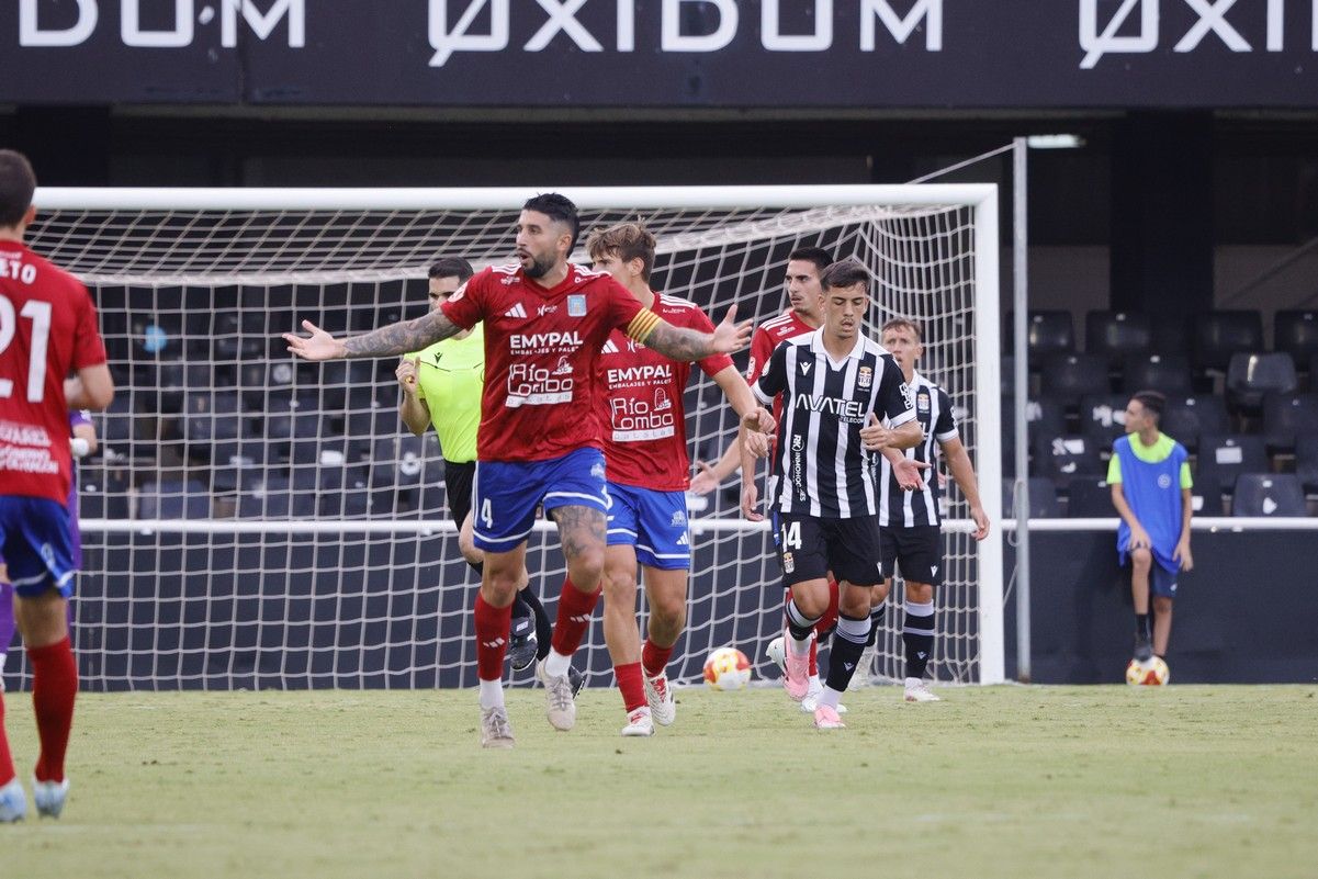 La victoria del FC Cartagena sobre el Tarazona, en imágenes