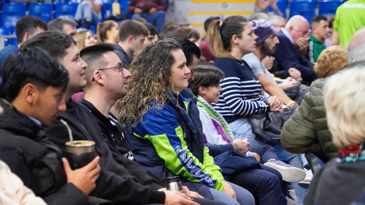 La afición también vivió el triunfo del Palma Futsal en Son Moix