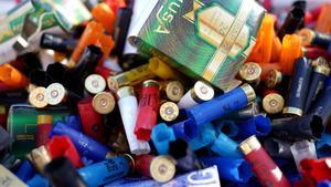 L’excepció espanyola: matar coloms amb escopeta continua sent un esport