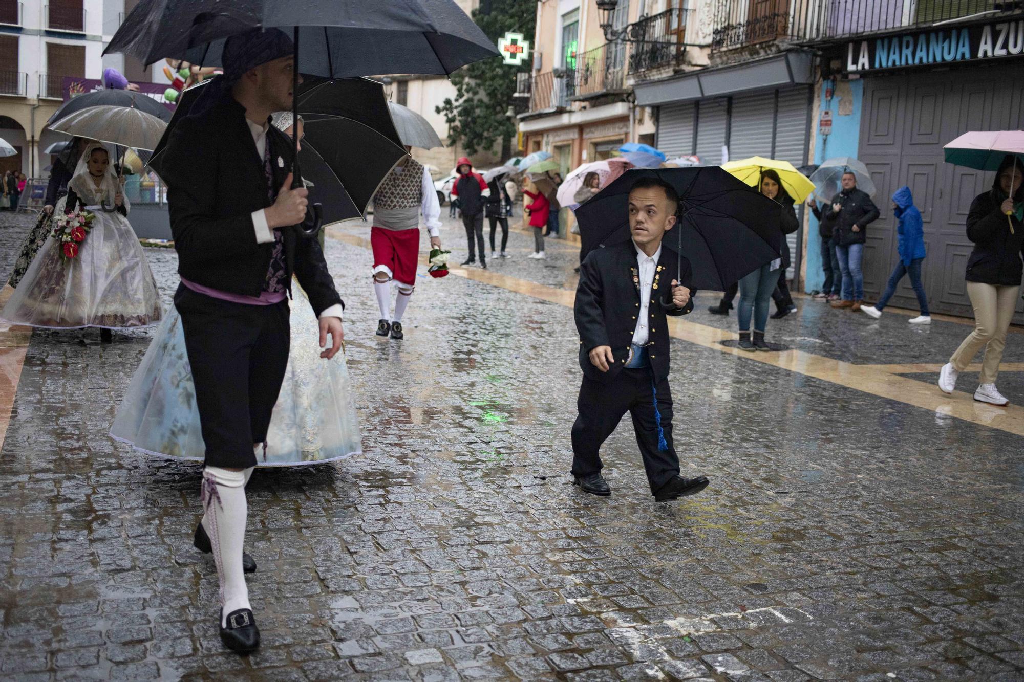 Una Ofrenda pasada por agua en Xàtiva