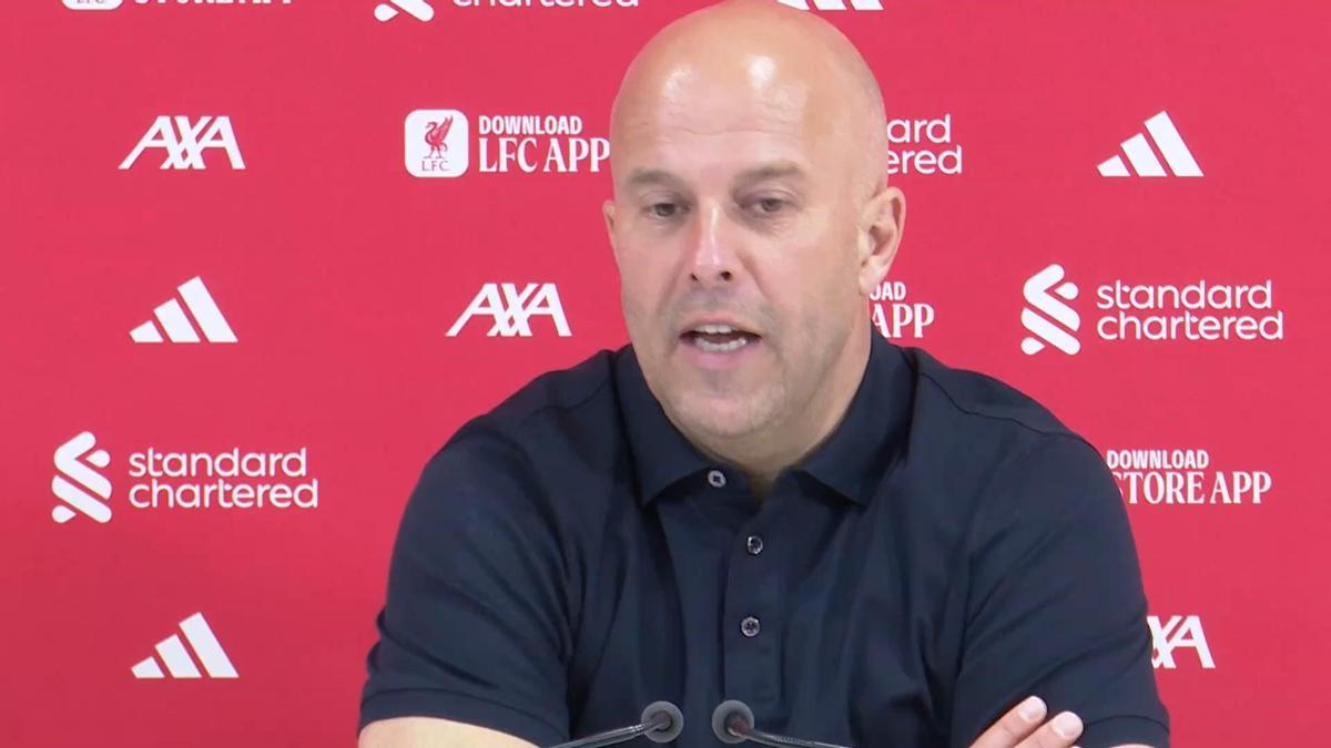 Slot: "Salah y Robertson han tenido la despedida que merecían"