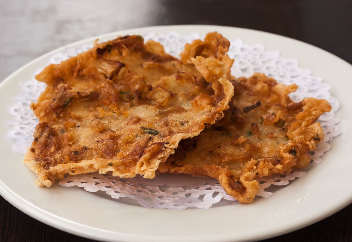 Tortillita de camarones típica de Cádiz