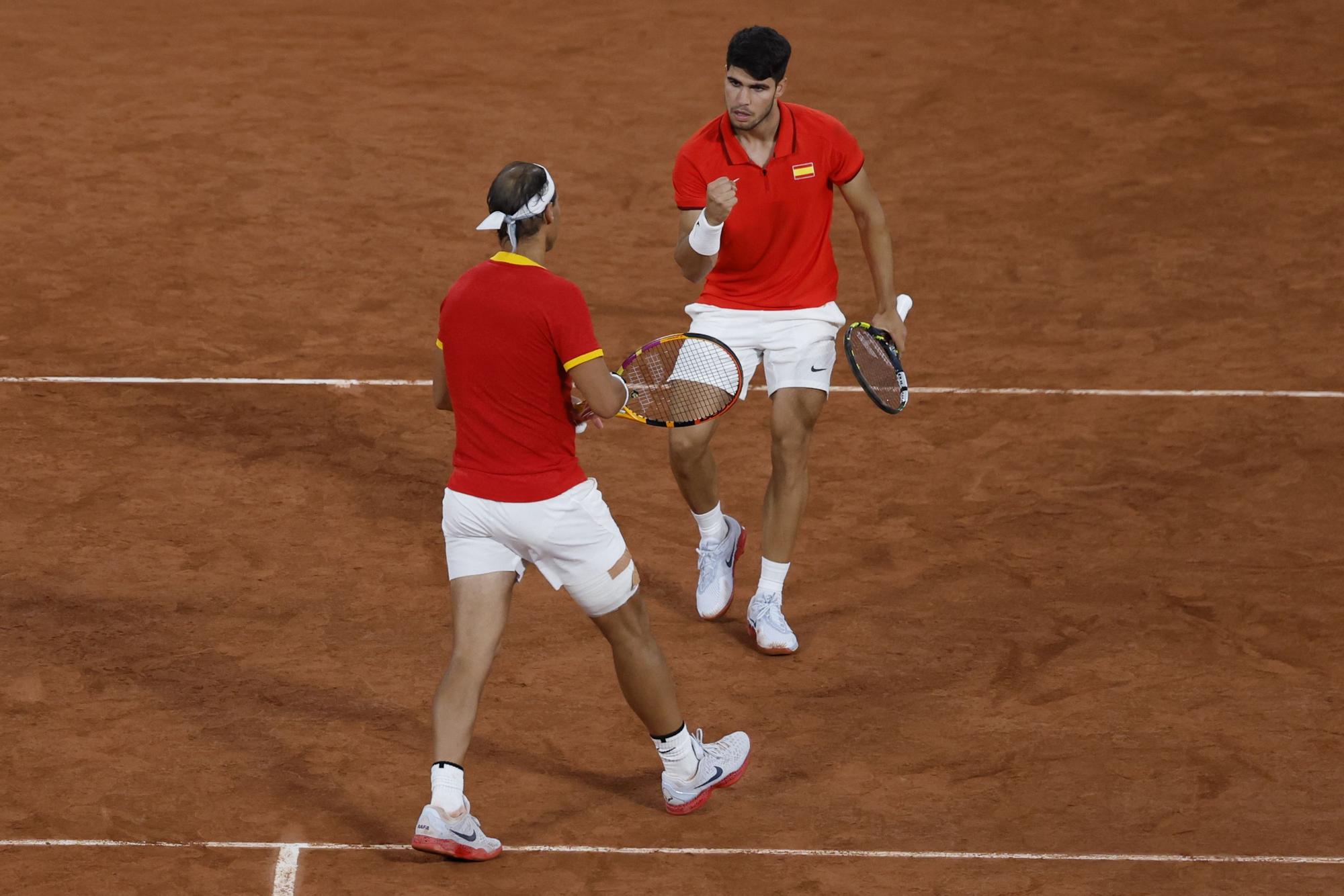 Nadal y Alcaraz vuelan hacia segunda ronda