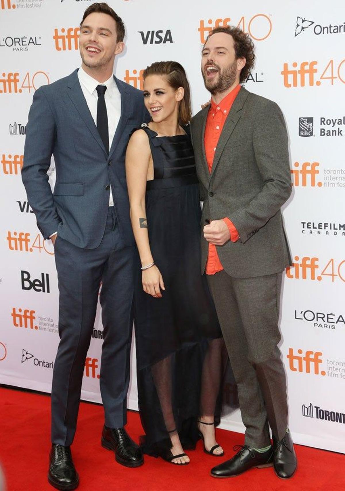 Nicholas Hoult, Kristen Stewart y Drake Doremus en la première de 'Equals' en el TIFF 2015
