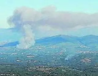 Incendios en Portugal causan alarma en la frontera gallega