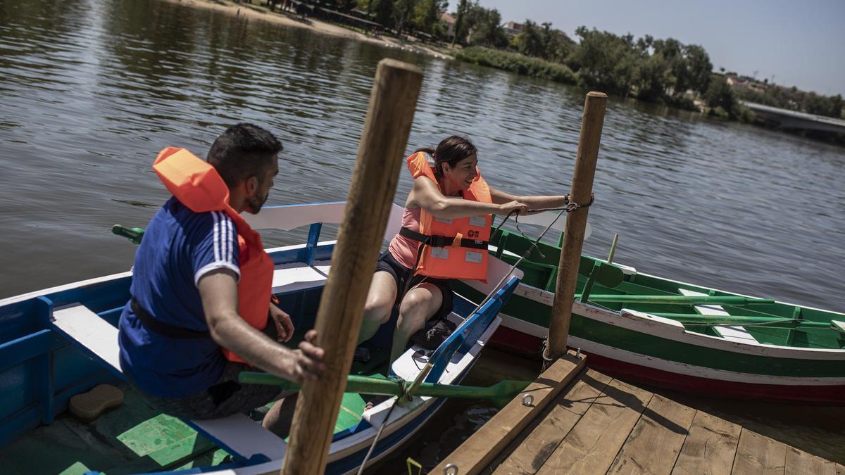 Las barcas de Olivares, durante la temporada estival 2019.