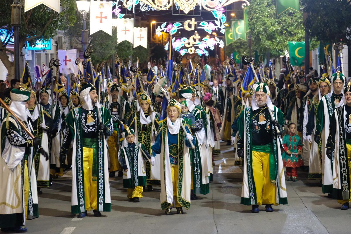 Disfrutando del desfile.