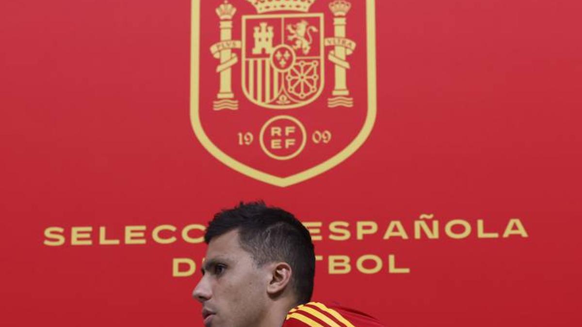 Rodri Hernández con España