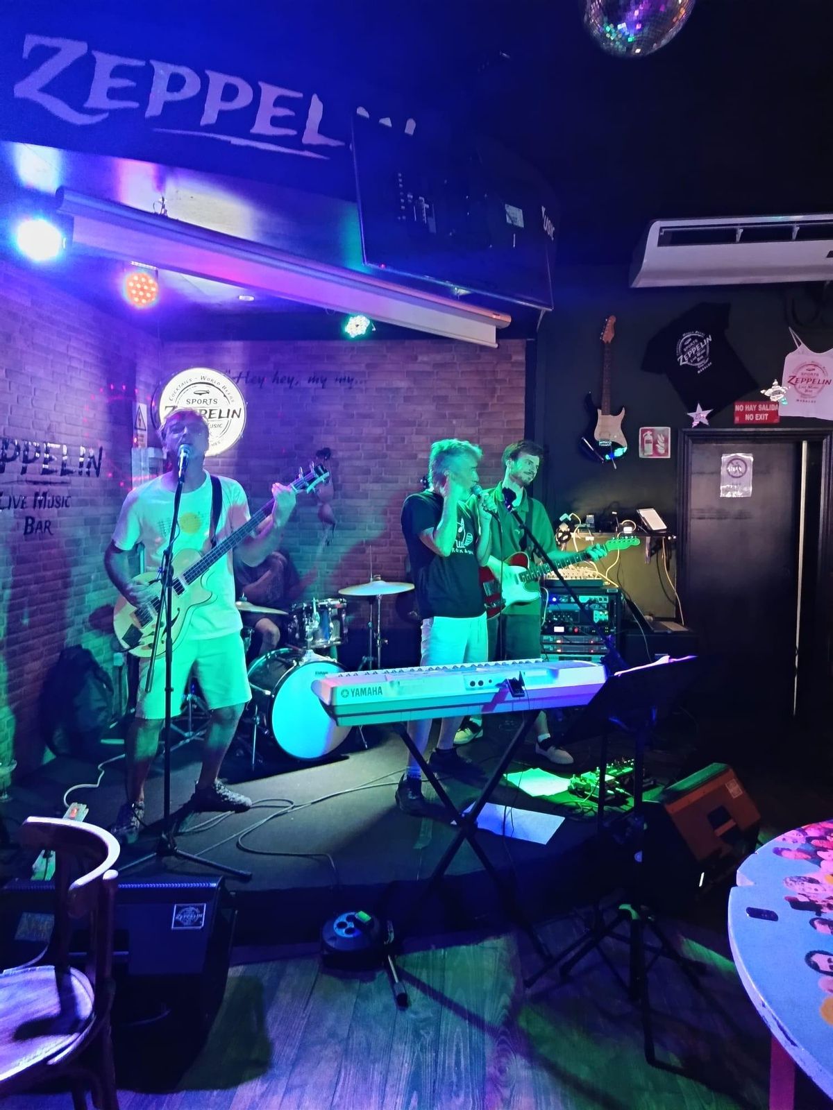 Los Atunos Rojos, grupo que actuó el pasado día 14 en Zeppelin