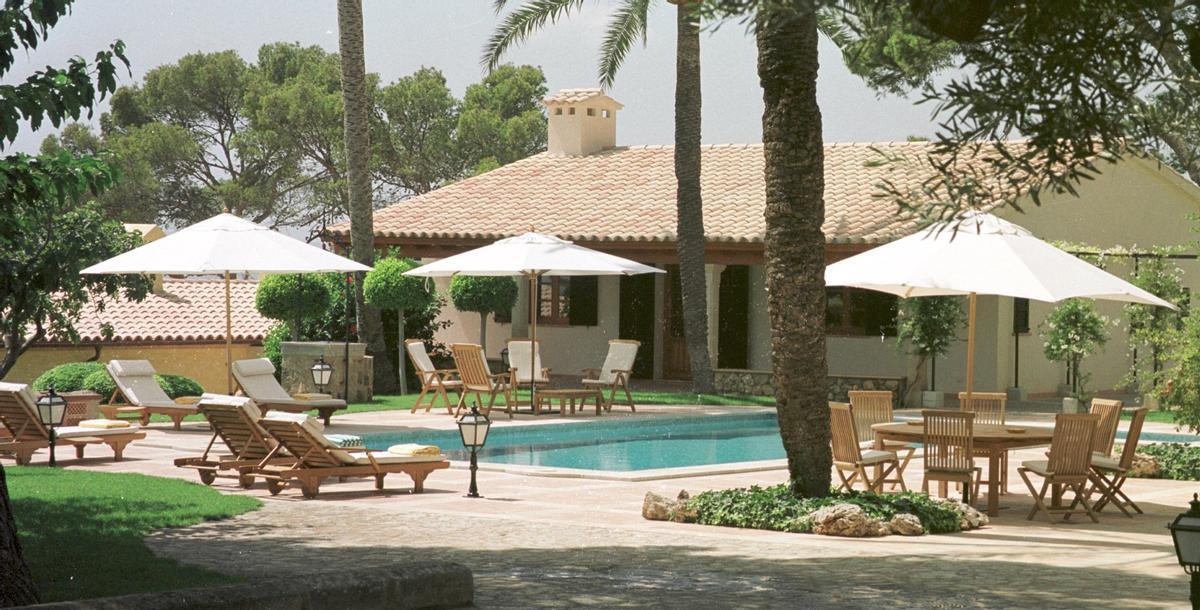 Las piscinas de Son Vent, en la imagen, y la principal de Marivent se encuentrna muy deteriorada.