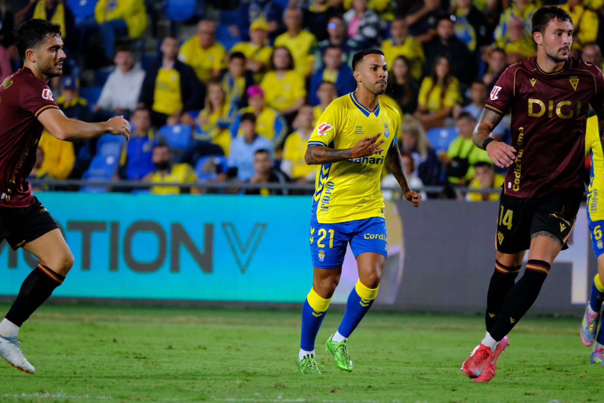 UD Las Palmas- Cádiz | 05/10/2025  | 05/10/2025 | Fotógrafo: José Carlos Guerra