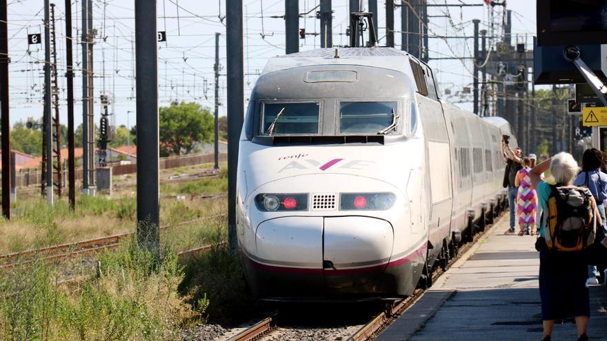 Renfe transporta 620.000 viatgers a França en alta velocitat en el seu primer any en solitari