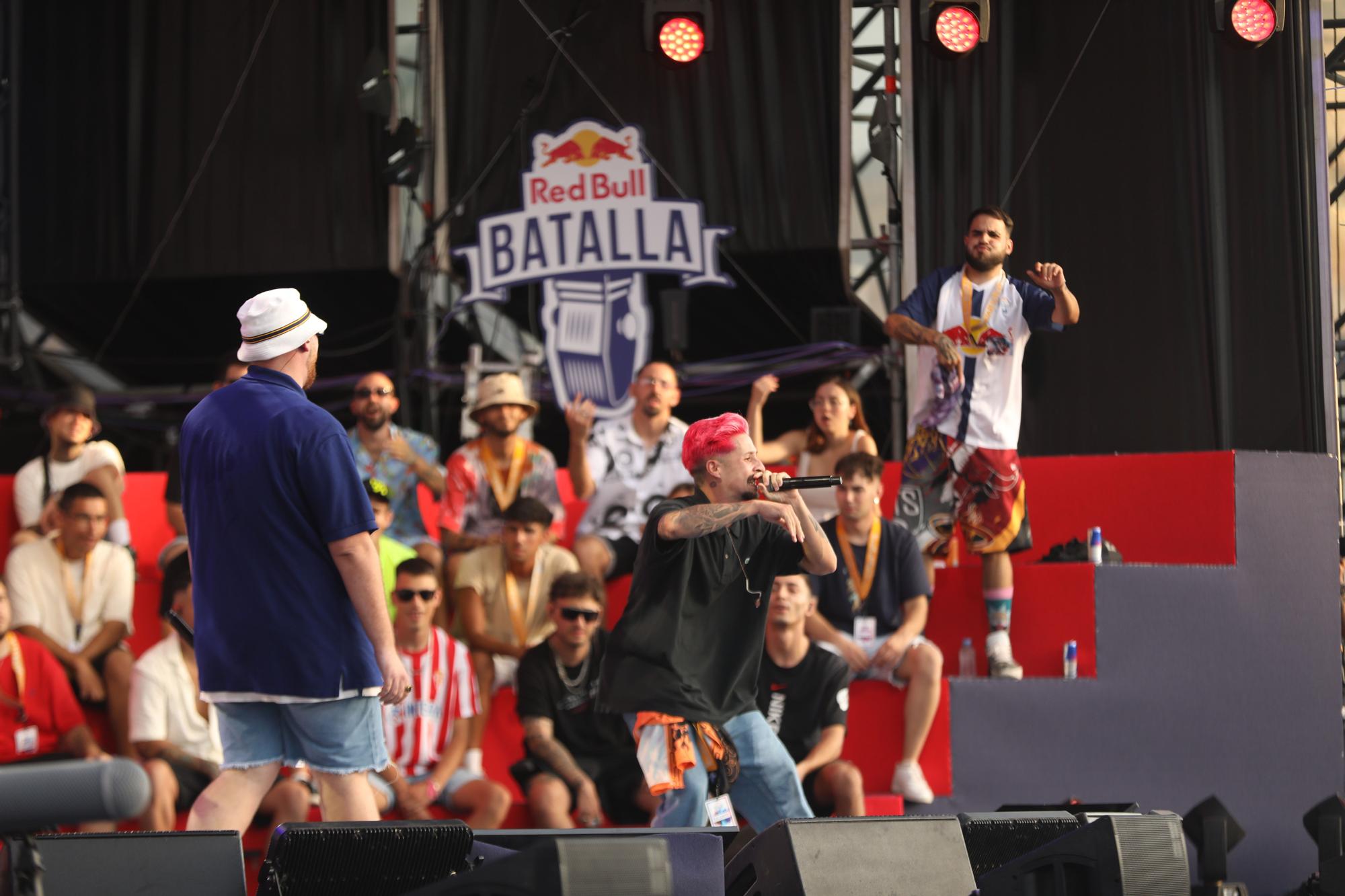 Así fue la final de pelea de gallos en Marenostrum Fuengirola