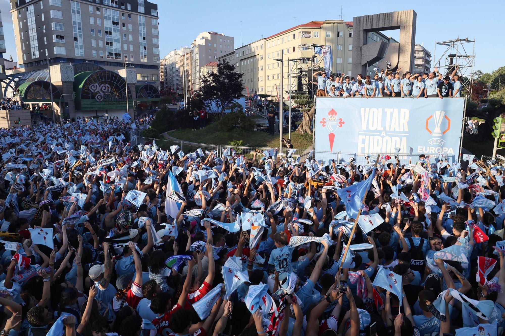 El Celta celebra por todo lo alto su llegada a Europa