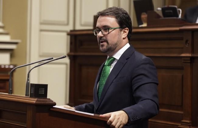 29/11/2016.Pleno del Parlamento de Canarias..Presupuestos