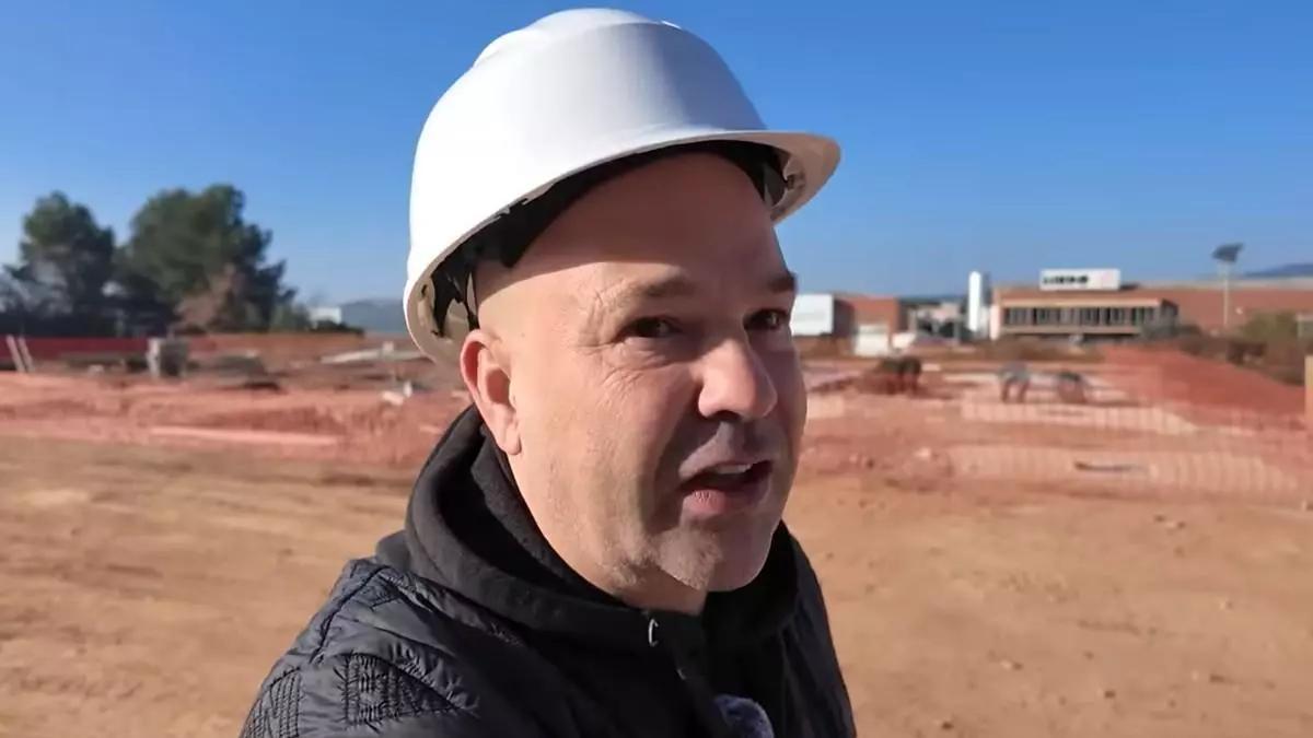 José Elías en un vídeo de YouTube
