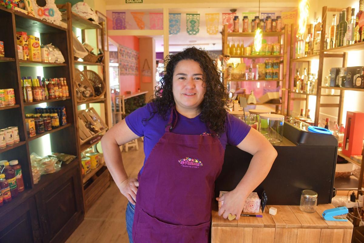María Dolores Ballesteros, una de las responsables del ultramarinos mexicano del centro.