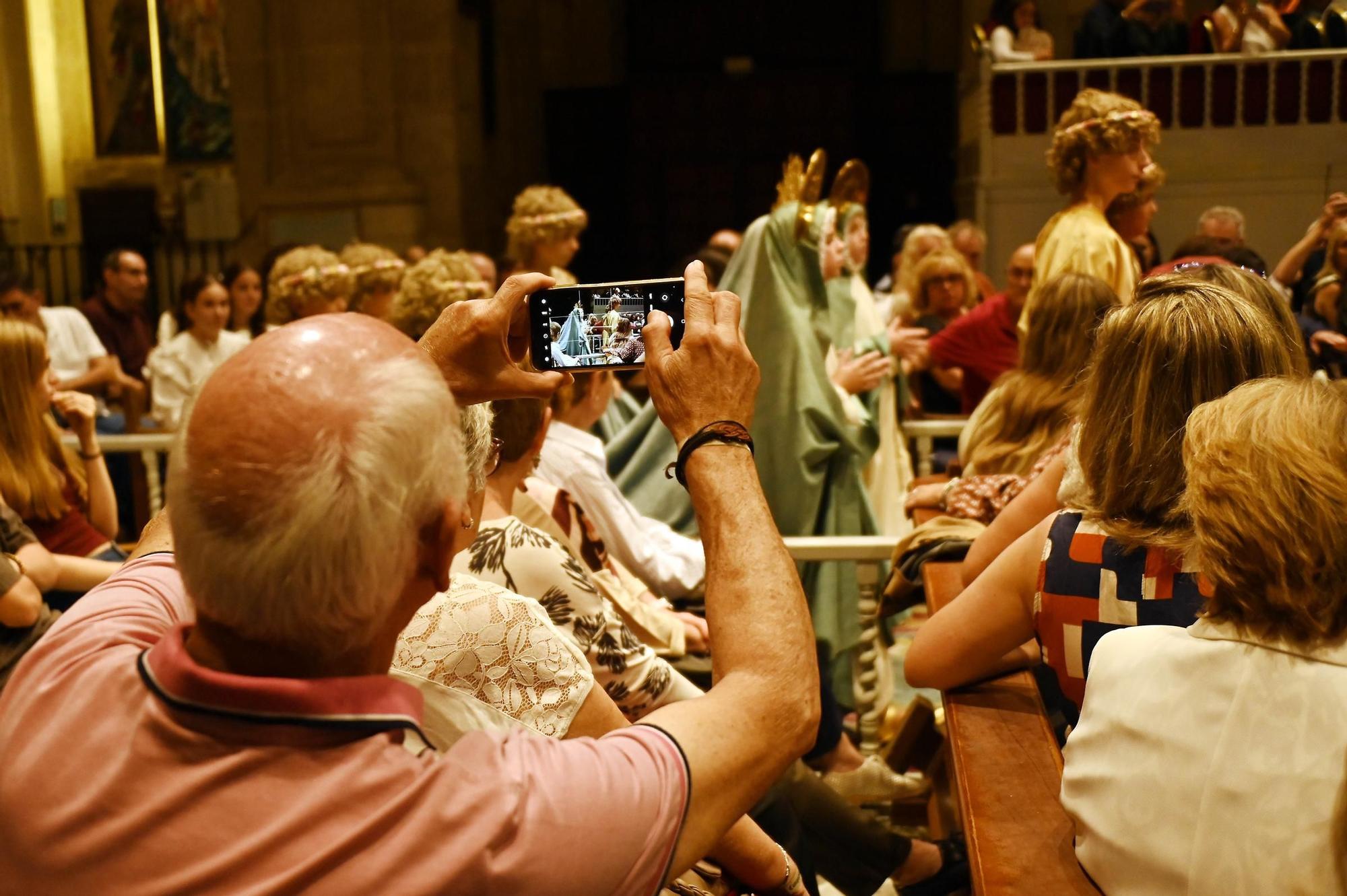 Representacion extraordinaria del misteri d'Elx