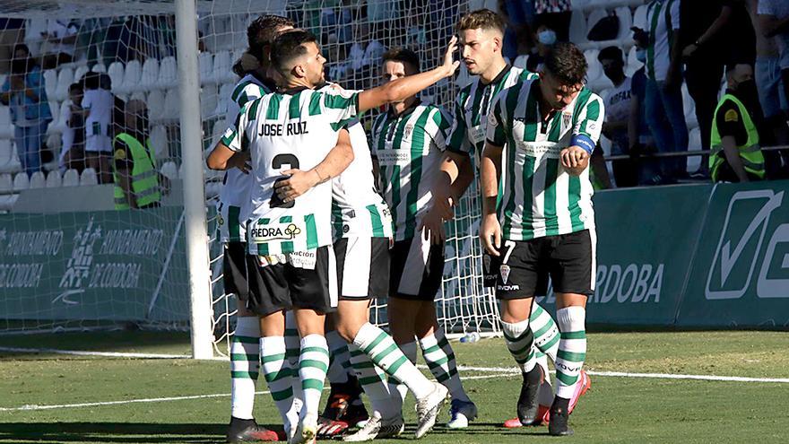 Las imágenes del Córdoba CF-Don Benito