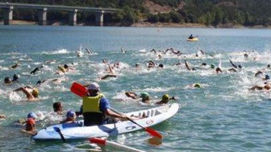 Participants en la darrera travessa de la Baells