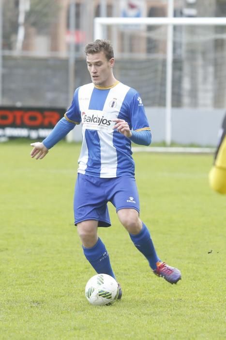 El partido entre el Avilés y el Llanera, en imágenes