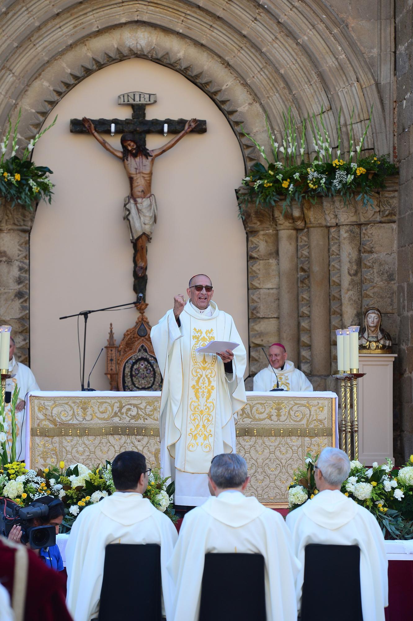 Las imágenes de la ordenación episcopal del nuevo obispo de Plasencia