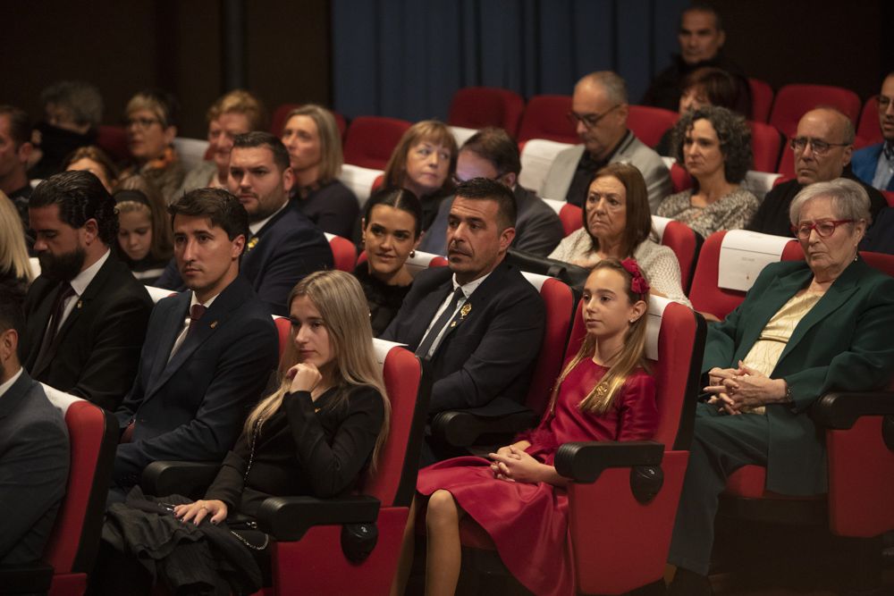 Alumnos de Sagunt leen la Carta Magna el Día de la Constitución