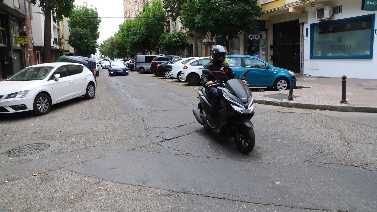 Las obras de reparación del pavimento afectarán al entorno de la avenida Doctor Fleming (foto) y Campo Santo de los Mártires.