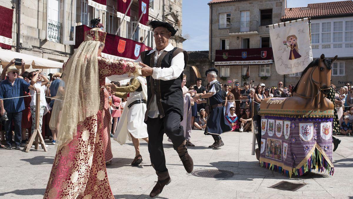 Baile de época en una anterior edición de la fiesta. BRAIS LORENZO