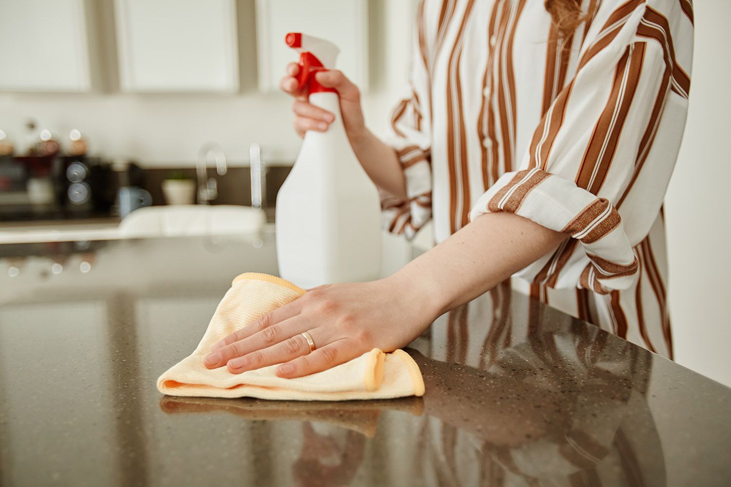 Vinagre blanco y vinagre de limpieza, ¿son lo mismo?