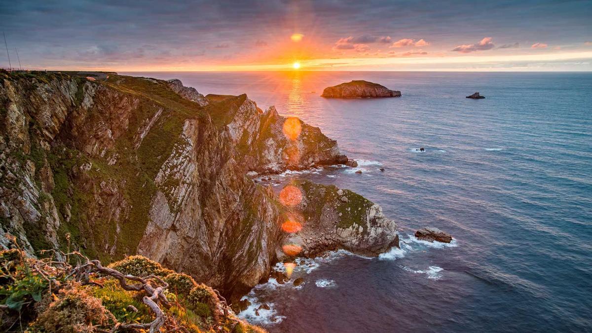 Los 5 miradores hacia el Cantábrico más bellos de Asturias