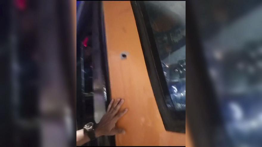 A salvo los 34 españoles que viajaban en un autobús tiroteado en Ecuador