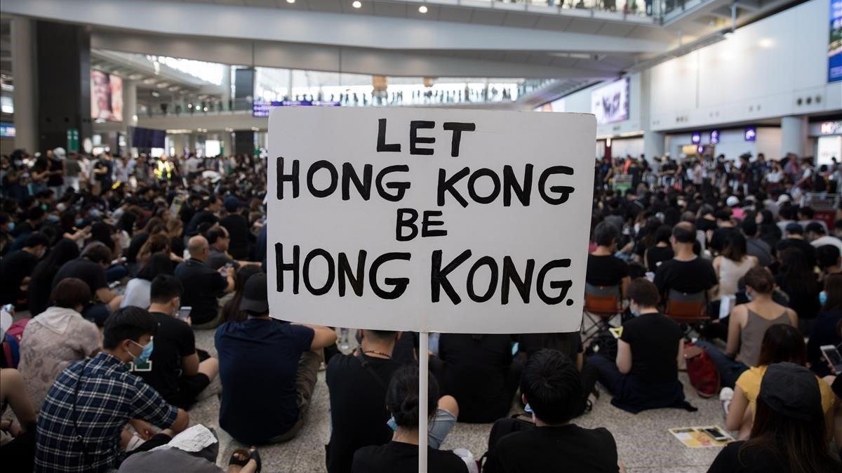 zentauroepp49381274 fotodeldia  hong kong  china   09 08 2019   manifestantes ho190809141748
