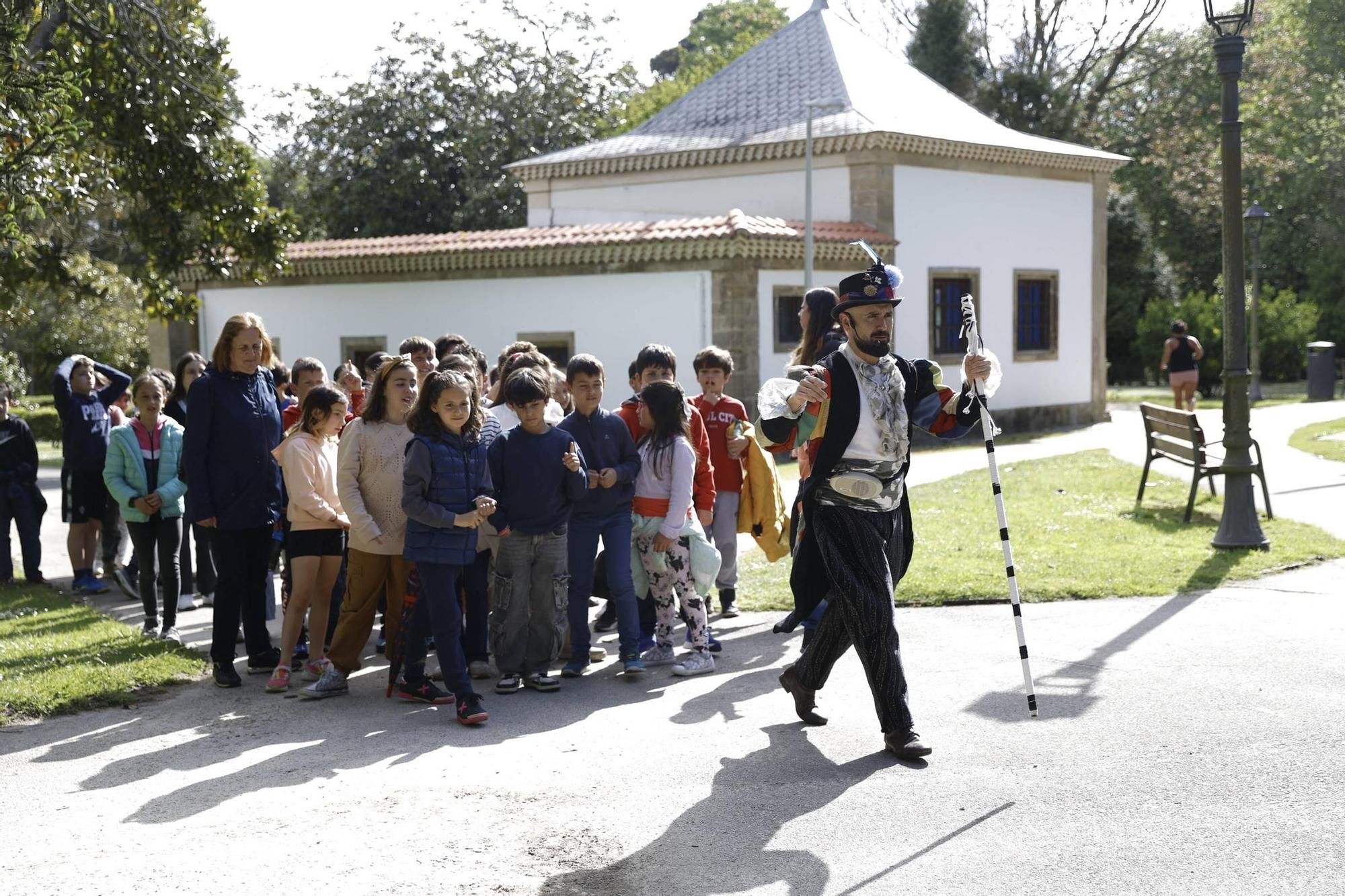 EN IMÁGENES: Así han sido las visitas teatralizadas por el Parque Ferrera de Avilés